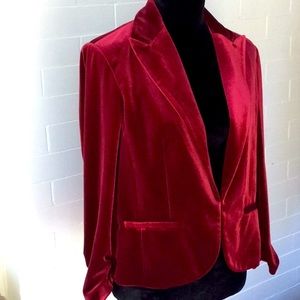 Lustrous wine colored velvet jacket🥀. Worn once😘